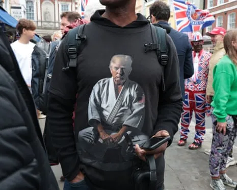 Enthusiastic Supporters Assemble in Windsor to Animate the President’s Spectacle of Nothing